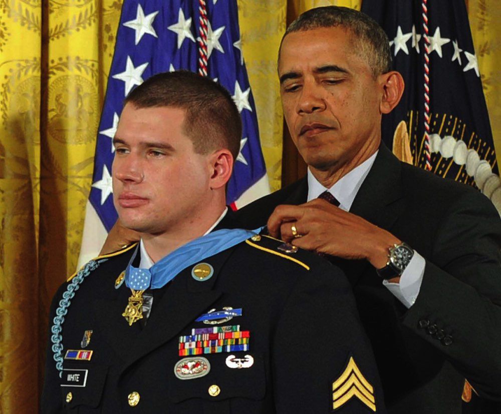 Kyle White being awarded the Medal of Honor by President Obama for his service in Afghanistan