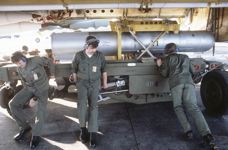7 times the military lost nukes (and 4 times they were never found)