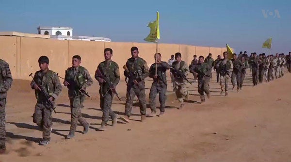 US special operators, artillery, gunships support Raqqa offensive