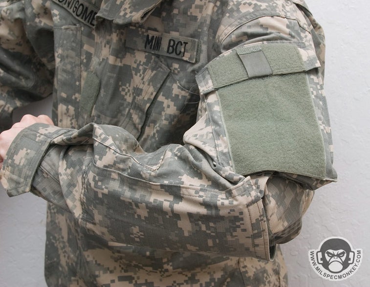 Why the US military has shoulder pockets