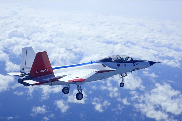 Japan’s 5th gen. stealth prototype takes to the skies for the first time