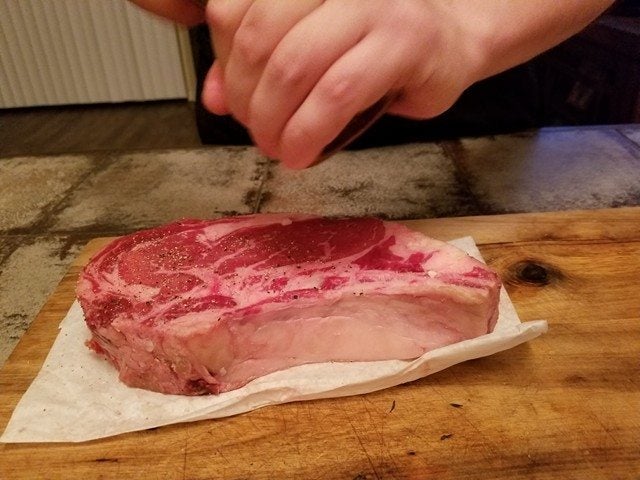 How to make the best steak ever, according to a Marine chef