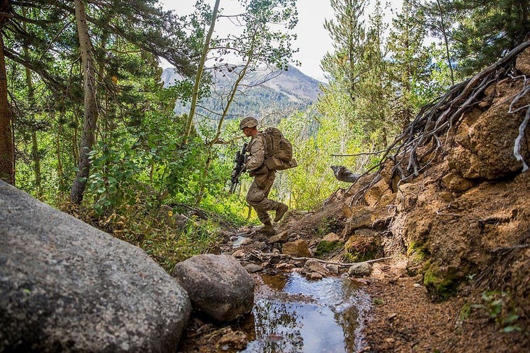 15 awesome photos of what mountain warfare looks like