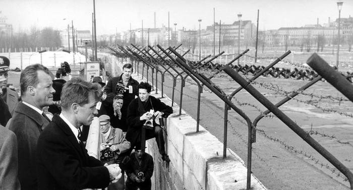 A brief history of the Berlin Wall, “the monument to Communist failure”