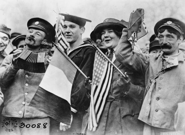 5 epic parties troops threw when the world wars ended