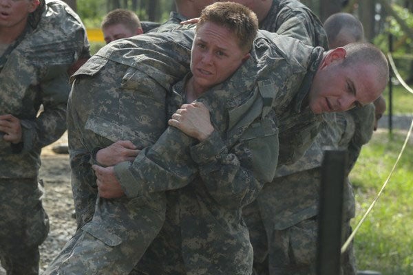 The 7 everyday struggles of women in the military