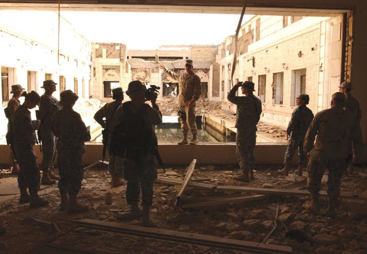 4 photos of soldiers chilling in dictators’ houses