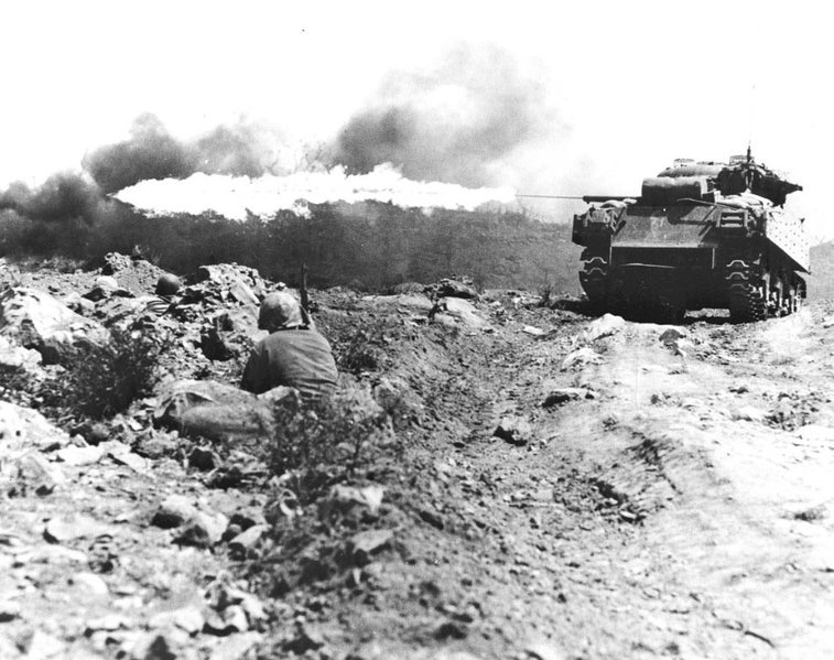 18 more photos from the hellish campaign that was Iwo Jima