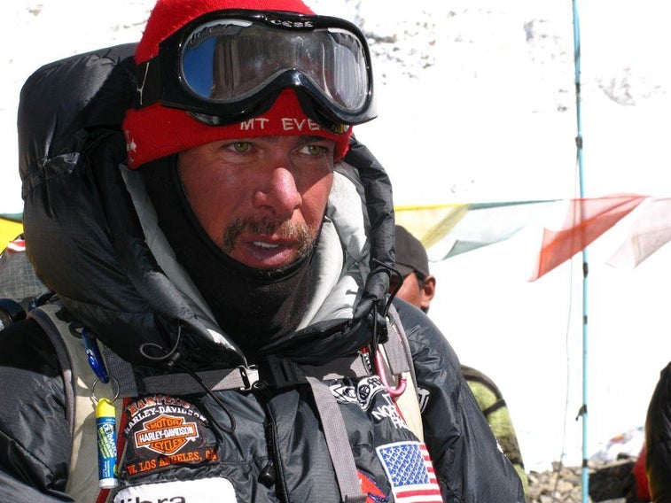 This Marine could be the first combat-wounded veteran to climb Everest