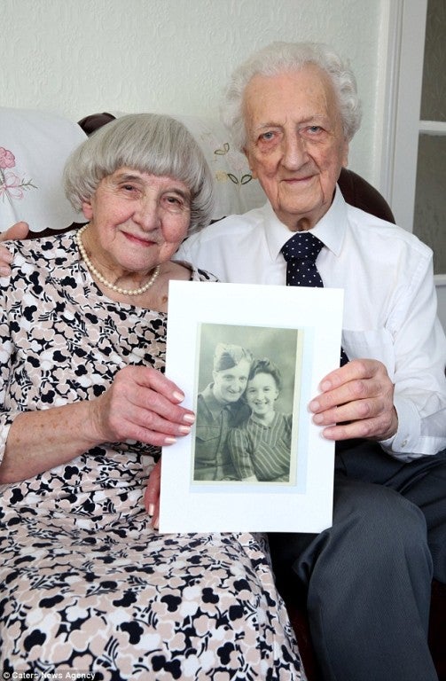 Couple who met during World War II to wed after 70 years apart