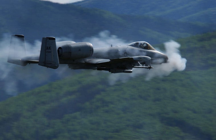 White House budget saves A-10 Thunderbolt from retirement