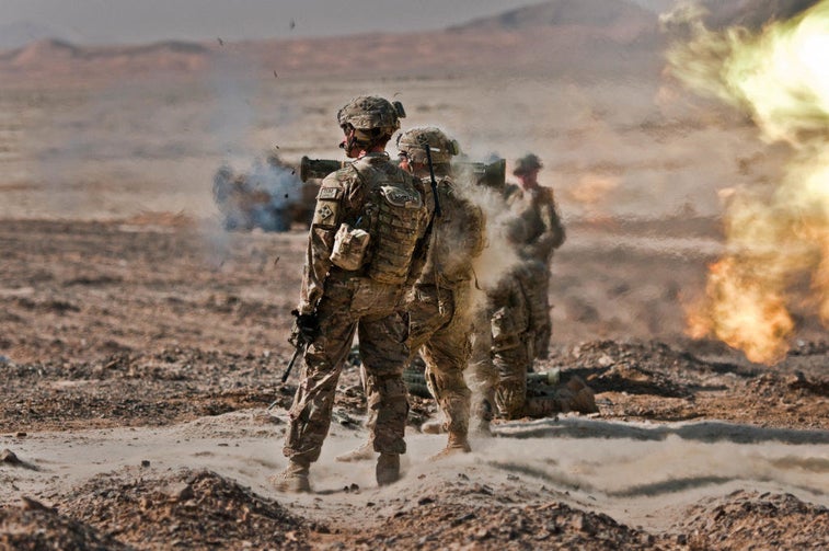These 14 photos show how infantrymen bring down tanks