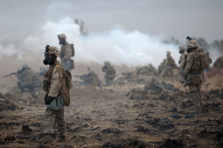 8 photos of Marines training during a gas attack that look eerily like World War I