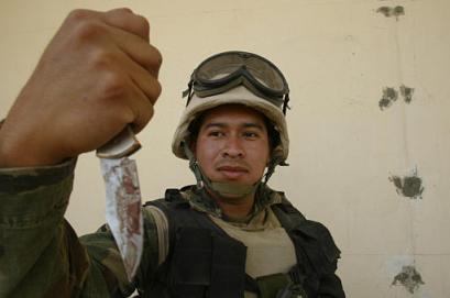 This ‘El Sal’ soldier kicked *ss with just a switchblade