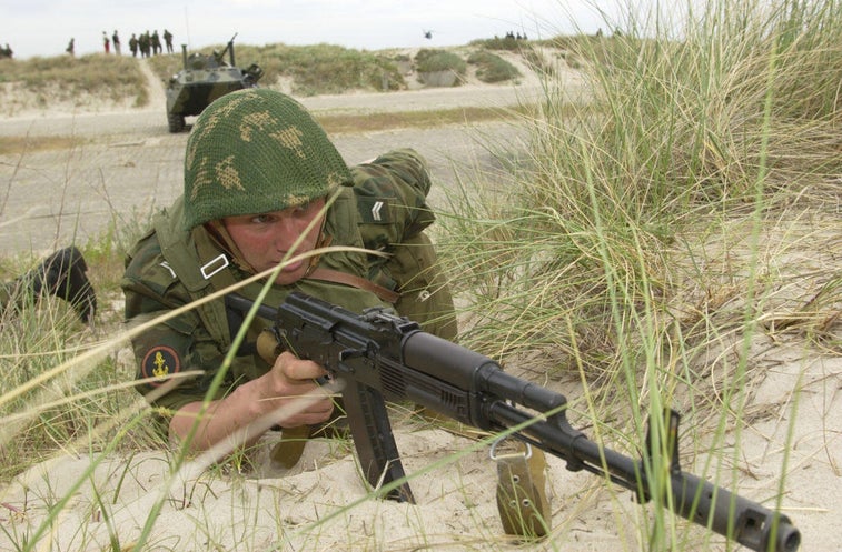 Here’s who would win if US Marines went up against Russian naval infantry
