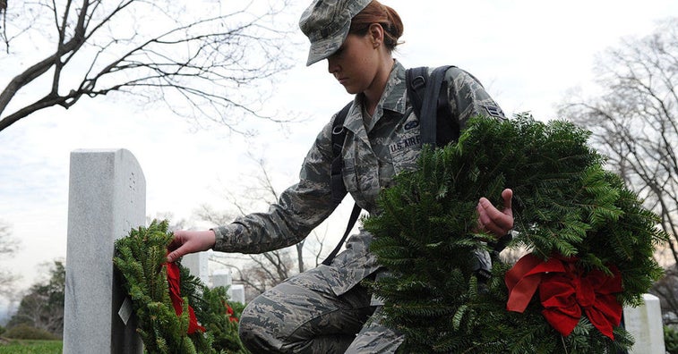 Could a wreath shortage leave Arlington Cemetery graves bare this Christmas?