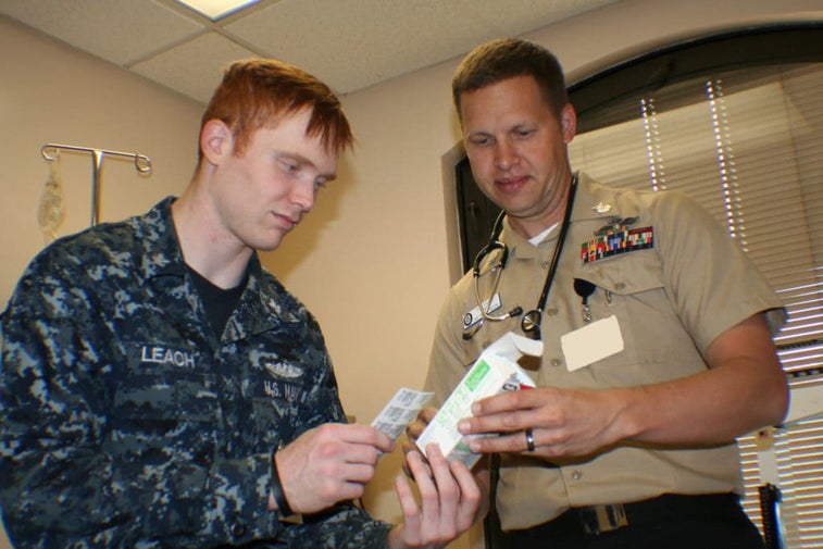5 key differences between Army medics and Navy corpsmen
