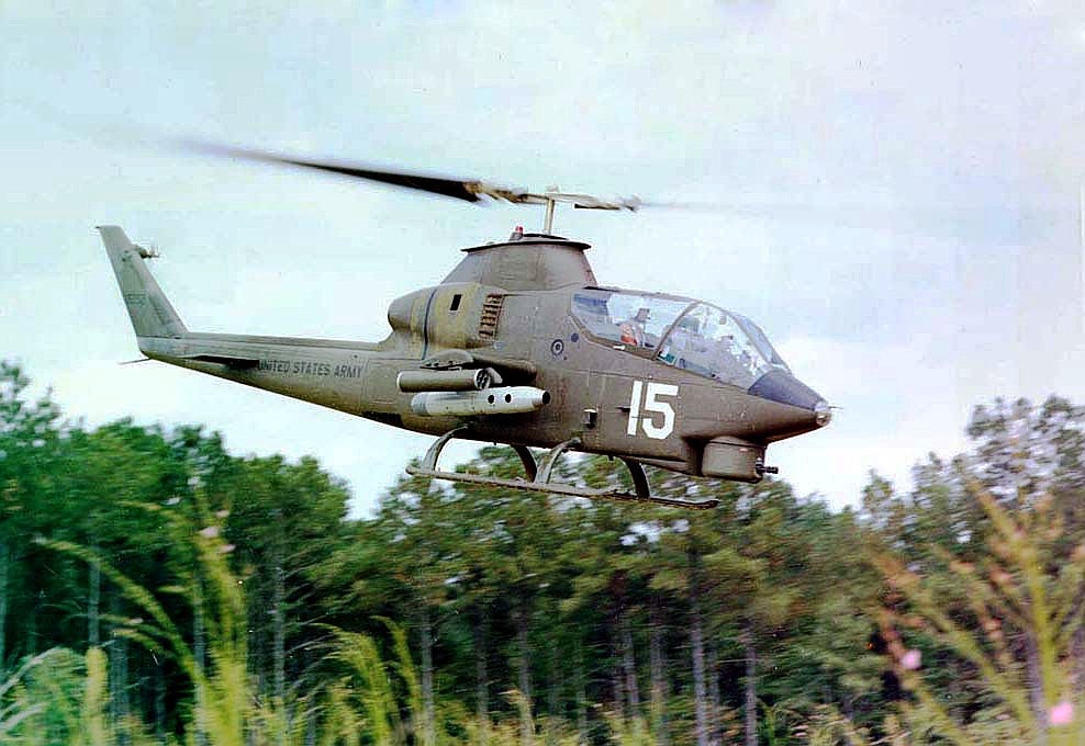 cobra ah-1 deployed with loach