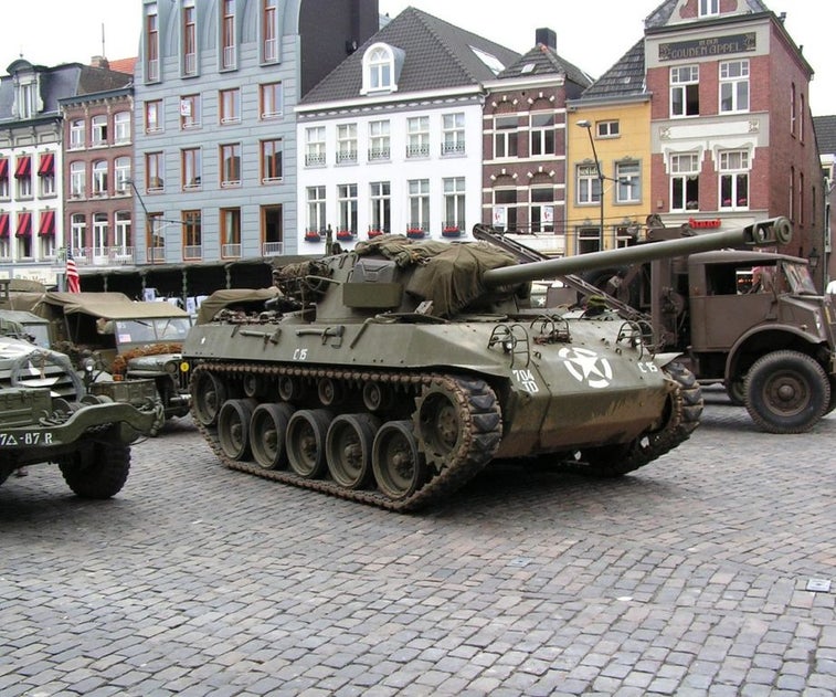 Watch a WWII tank commander reunite with his Hellcat