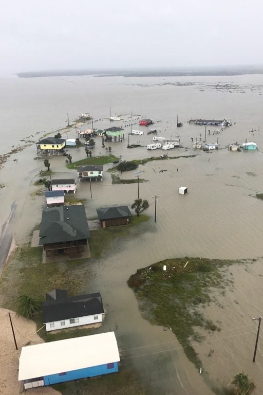 These 11 photos show how the military is helping those caught in Hurricane Harvey’s devastation