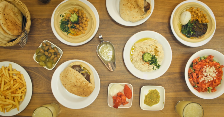 This is what happens when Israelis and Palestinians eat dinner together