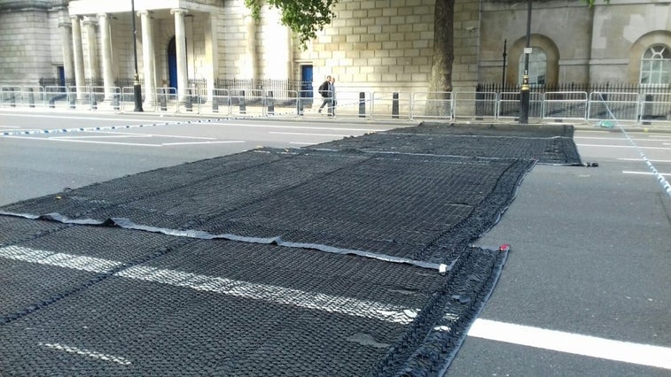 This carpet has a nasty surprise for would-be ISIS attackers
