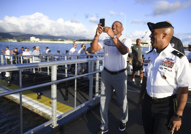Los Angeles Clippers honor Pearl Harbor dead at USS Arizona memorial