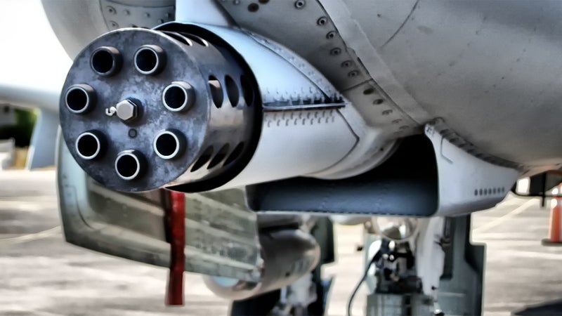 Watch how the A-10 Warthog’s seven-barrel autocannon works