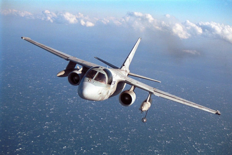 5 planes the Navy should bring back