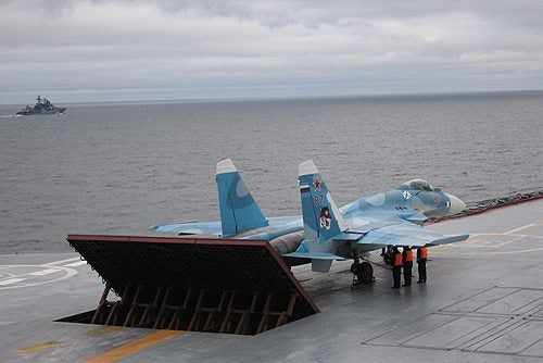 What happens in a fight between French and Russian carriers