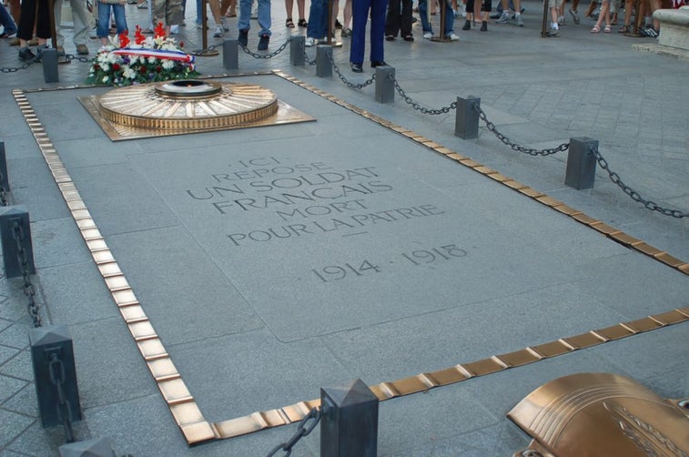 Who is buried in the Tomb of the Unknown Soldier?