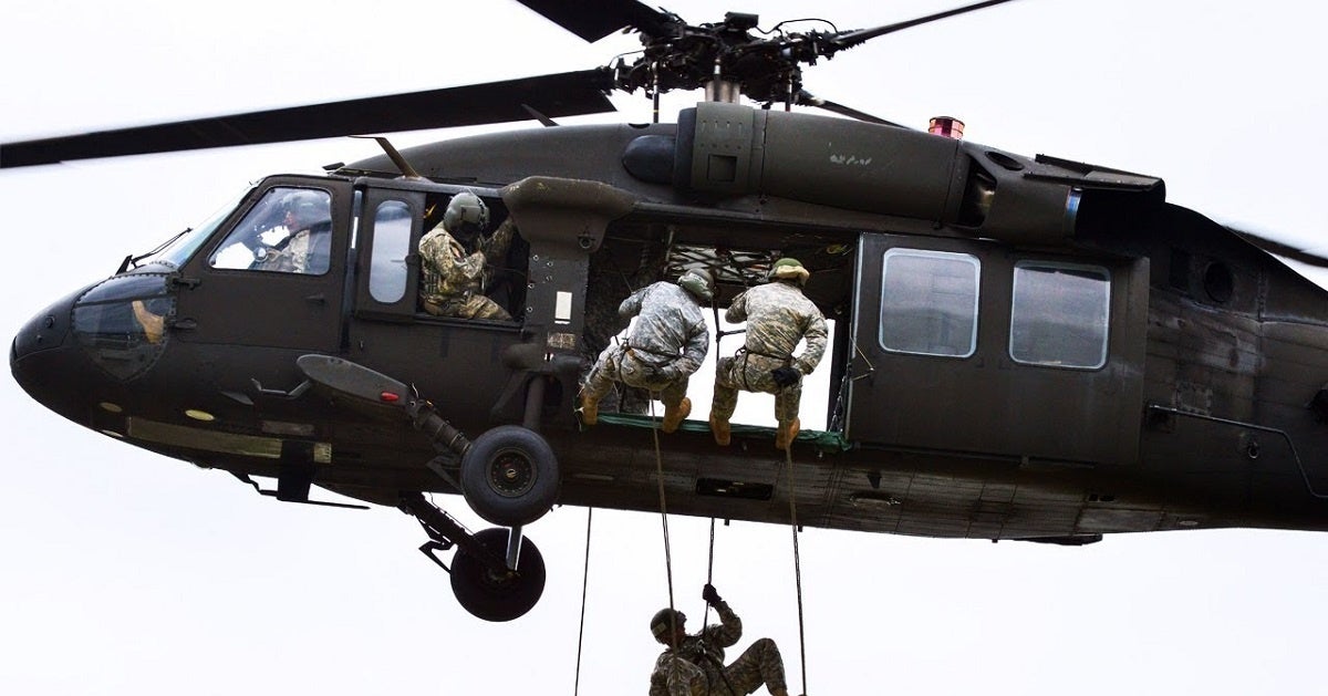 USA US Army UH-60 Black Hawk Helicopter Iraqi Freedom II 8x12 Photograph 