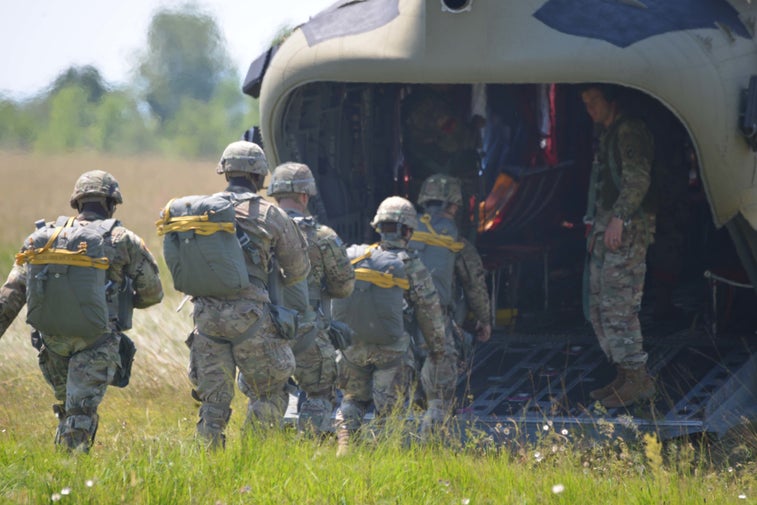 Watch Army paratroopers jump from a perfectly good Chinook