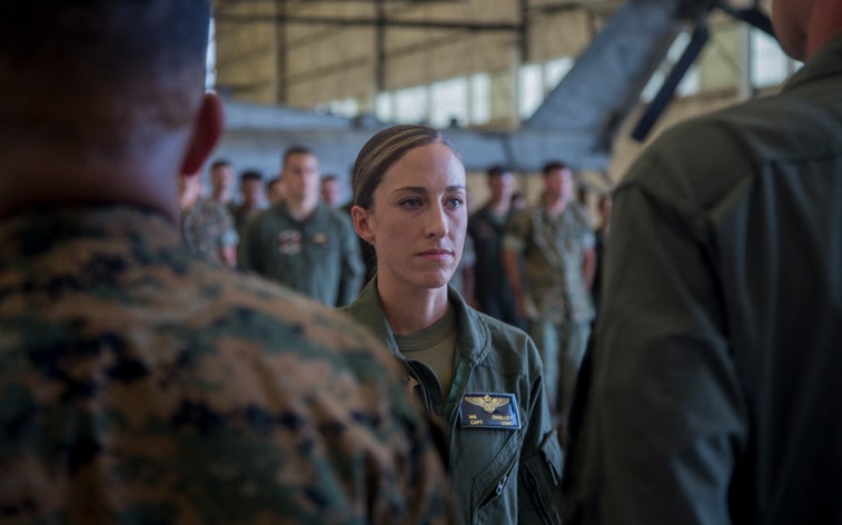 Marines honored for cool heads during aerial fire