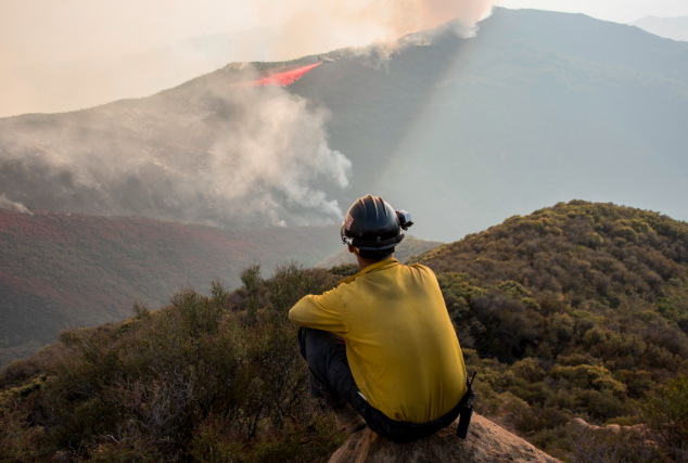 How the Air Force helps fight American wildfires