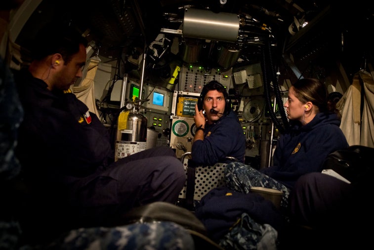 Submariners practice lifesaving rescue techniques