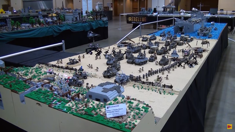 These guys made an epic D-Day model with Legos