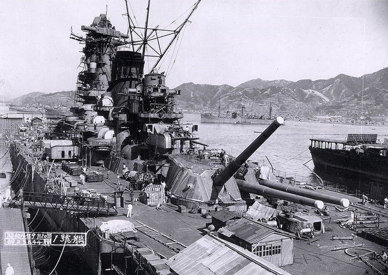The ships with guns that weighed more than entire battleships
