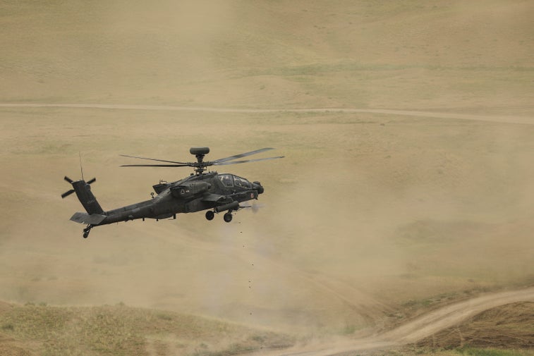 How Army Apaches actually kill their numerous victims
