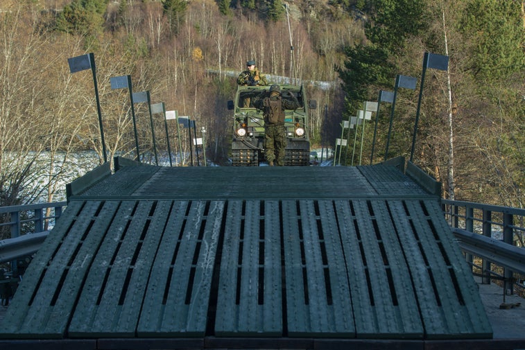 Marines create their own bridge in Norway