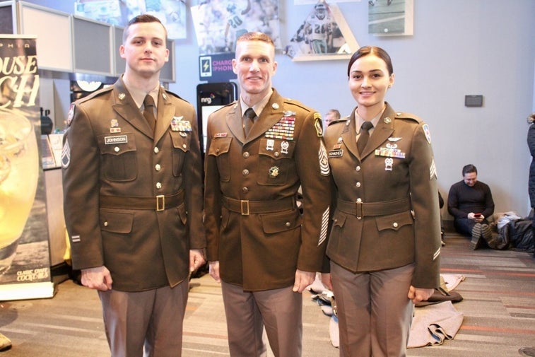 Army considering 2 cool additions to the new greens uniform