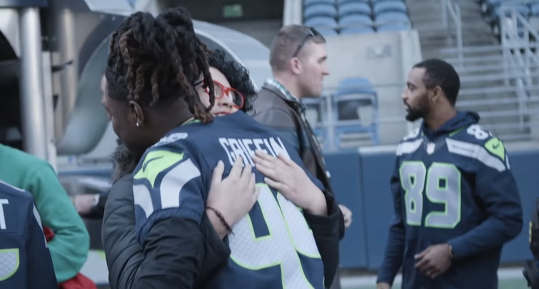 The Seahawks just made Thanksgiving for troops who can’t go home