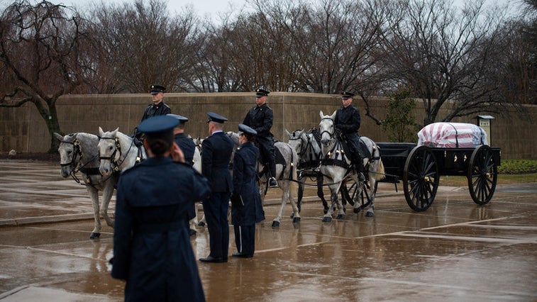 Special Tactics combat controller laid to rest at Arlington