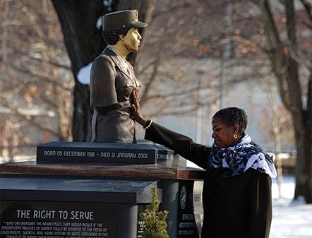 New monument honors WW2 female African-American battalion