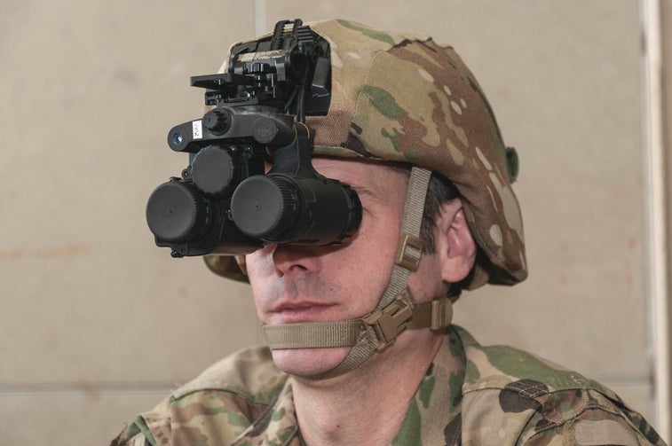 These night-vision goggles could let troops shoot around corners