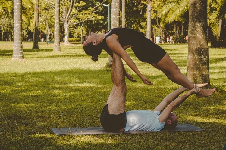 How to work out with your spouse (and not hate each other forever)