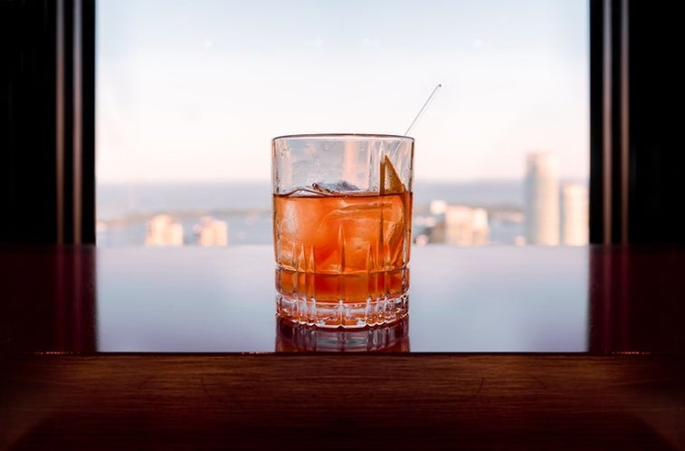 5 simple whiskey cocktails to make this summer
