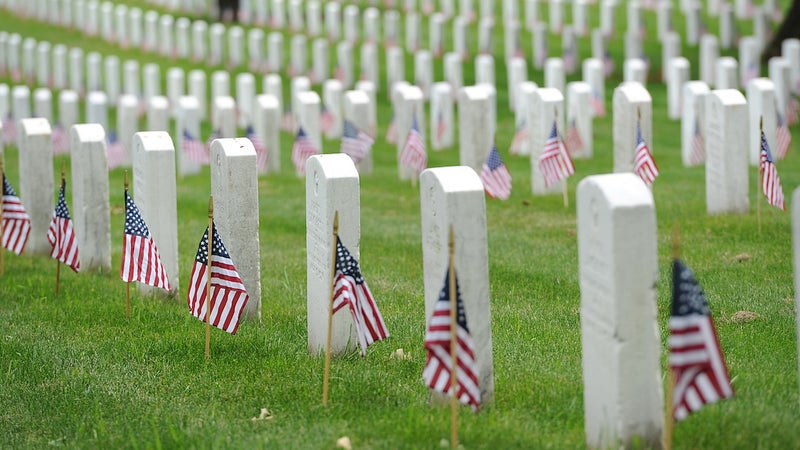 It’s time you know the difference between Veterans Day and Memorial Day