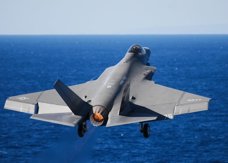 The Navy’s new supercarriers can’t deploy with the new stealth fighters