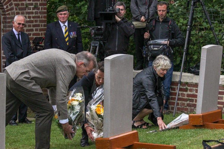 Britain just buried 3 soldiers from World War I